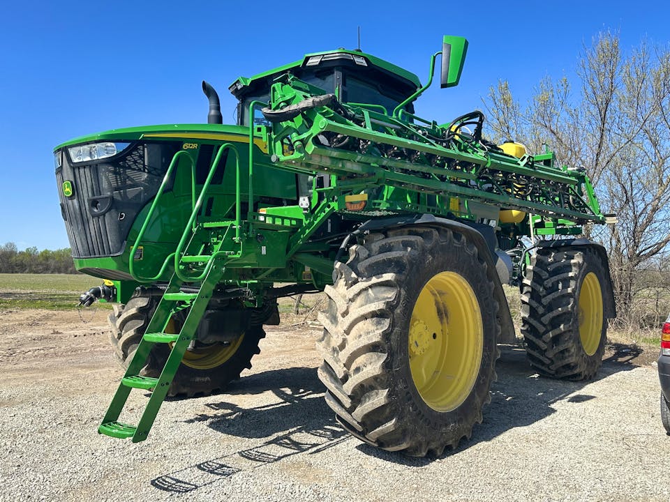John Deere 612R