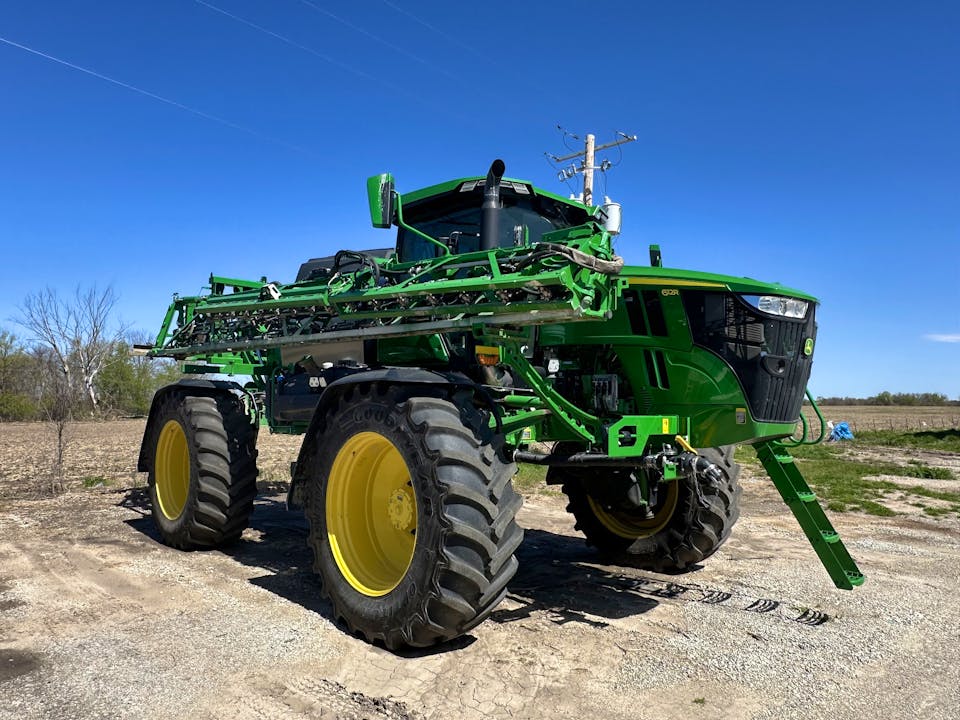 John Deere 612R