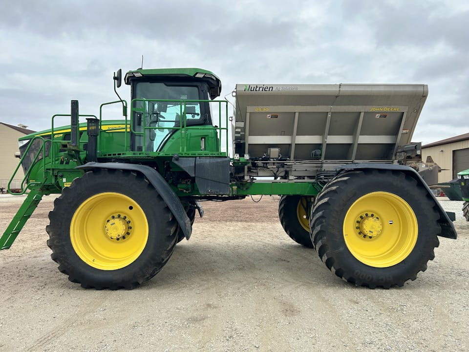 John Deere 612R
