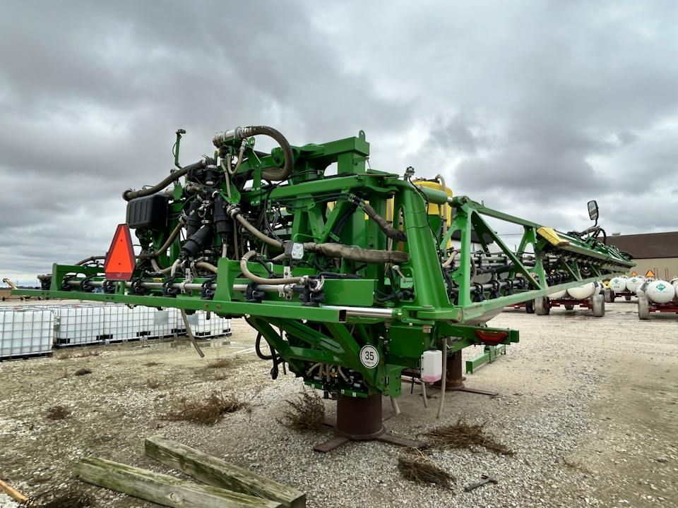 John Deere 612R