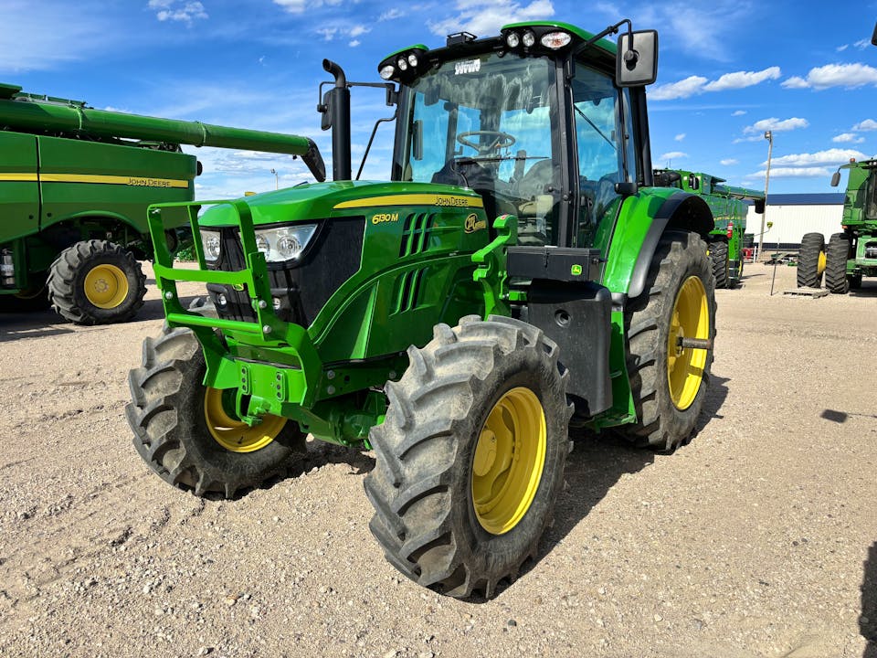 John Deere 6130M