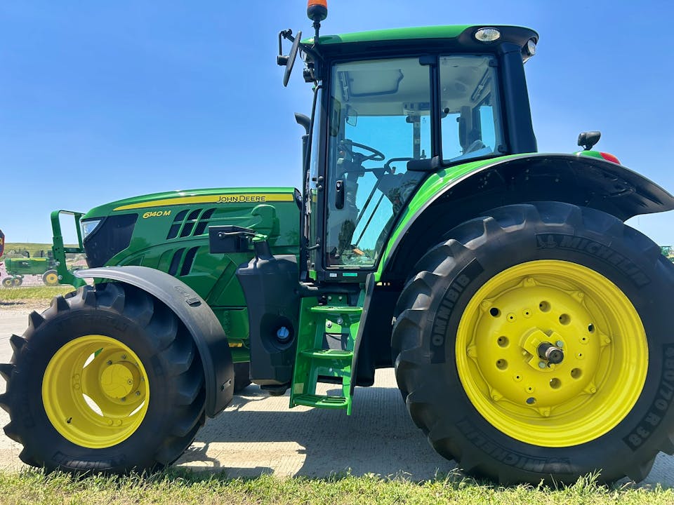 John Deere 6140M
