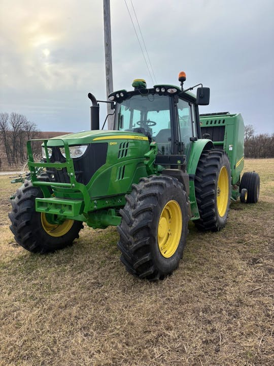 John Deere 6145M