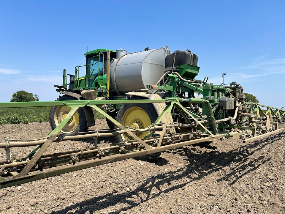 John Deere 616R