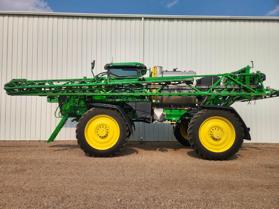 John Deere 616R