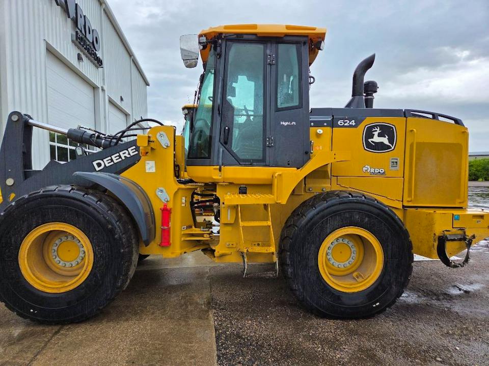 John Deere 624 P