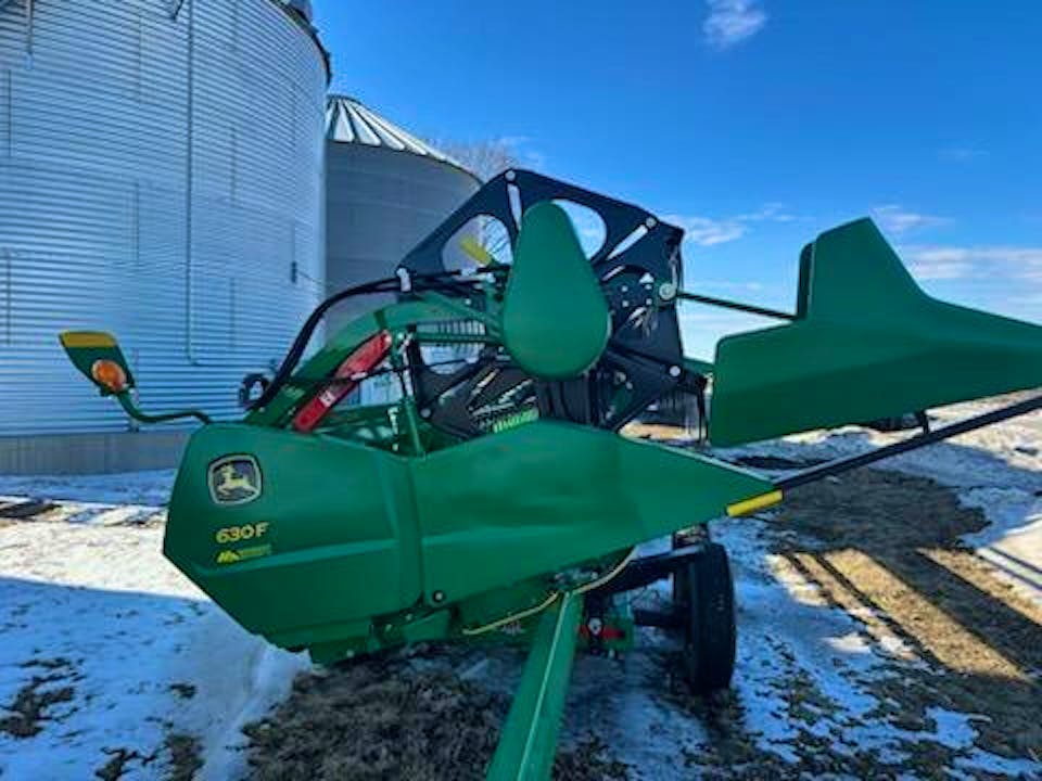 John Deere 630F