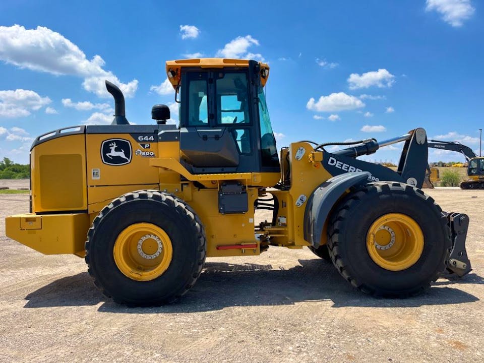 John Deere 644P