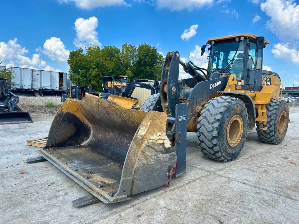 John Deere 644P