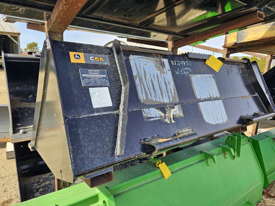 John Deere 66 IN Construction Bucket