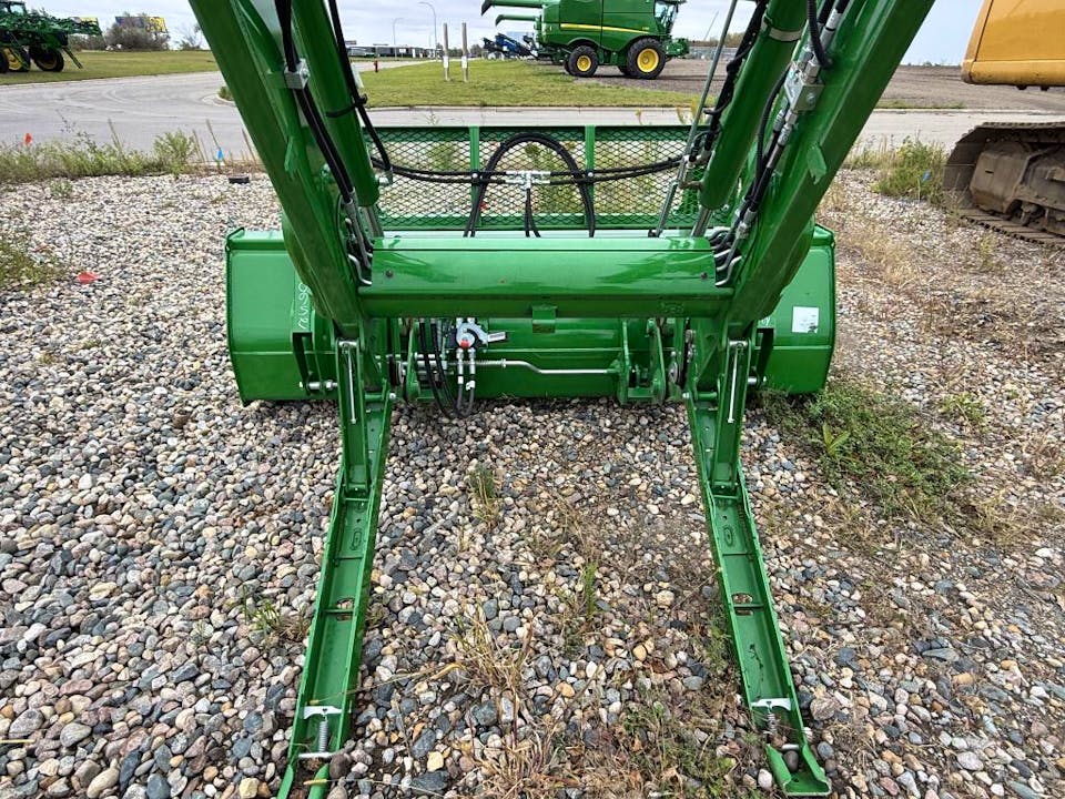 John Deere 660R