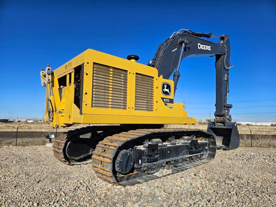 John Deere 670P