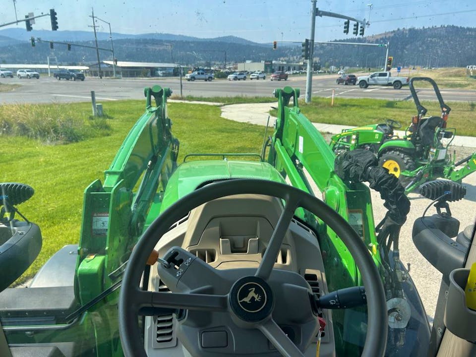 John Deere 6R 130