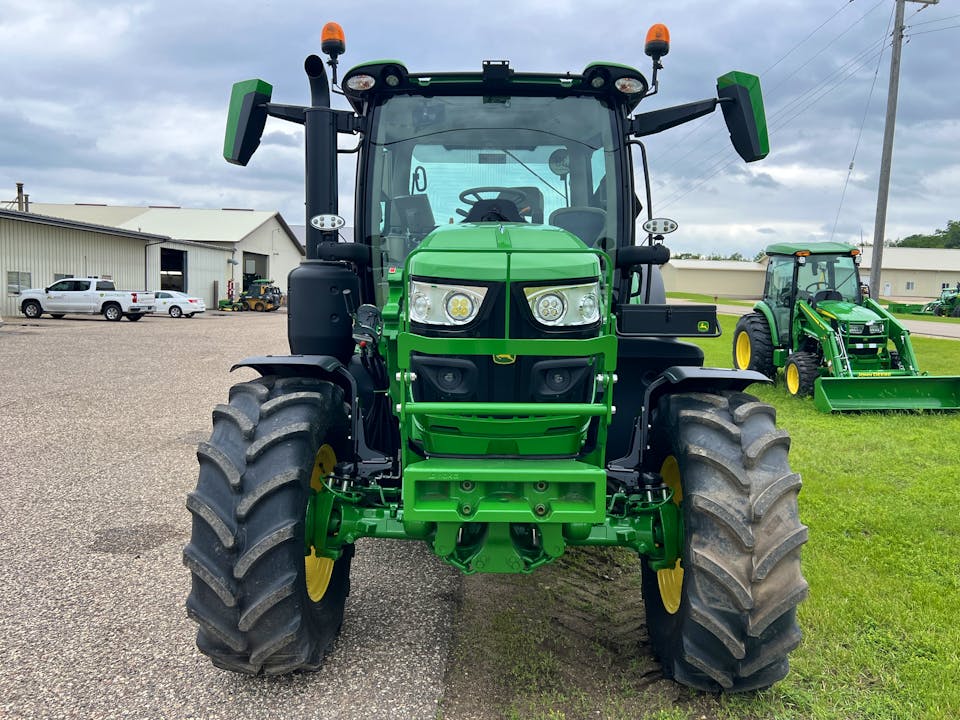 John Deere 6R 140