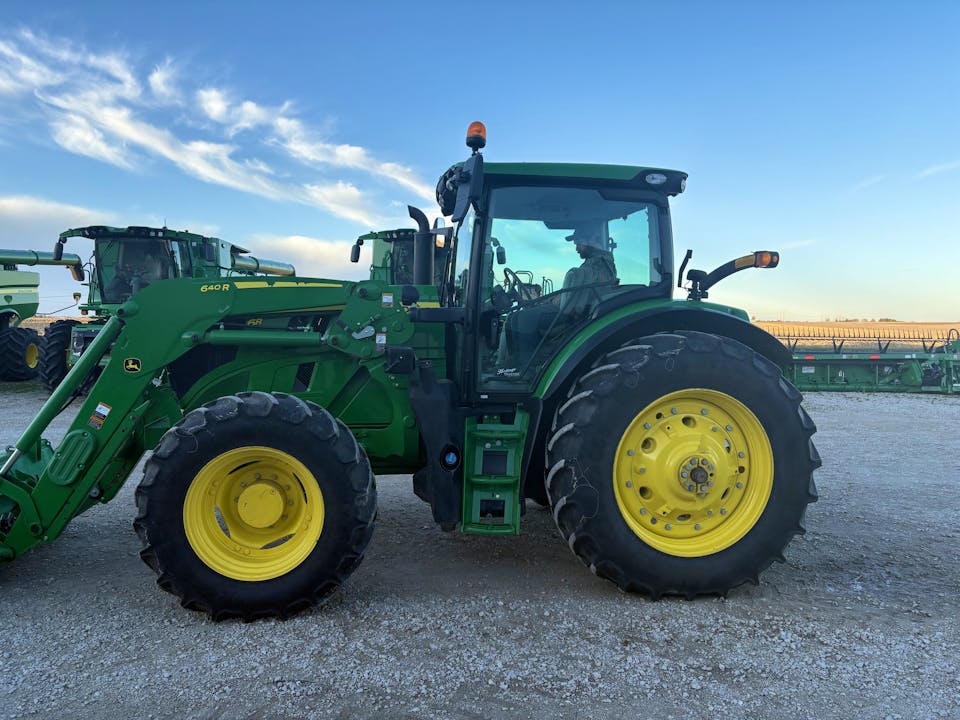 John Deere 6R 145