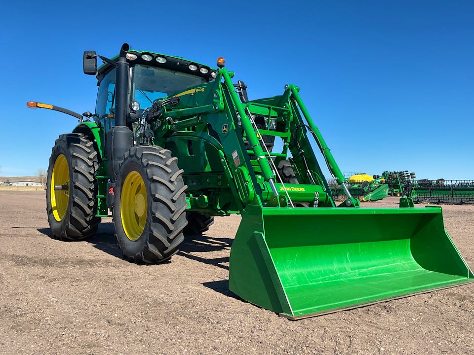 John Deere 6R 145