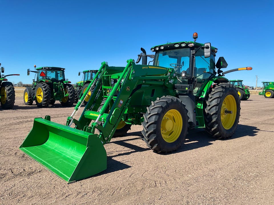 John Deere 6R 145
