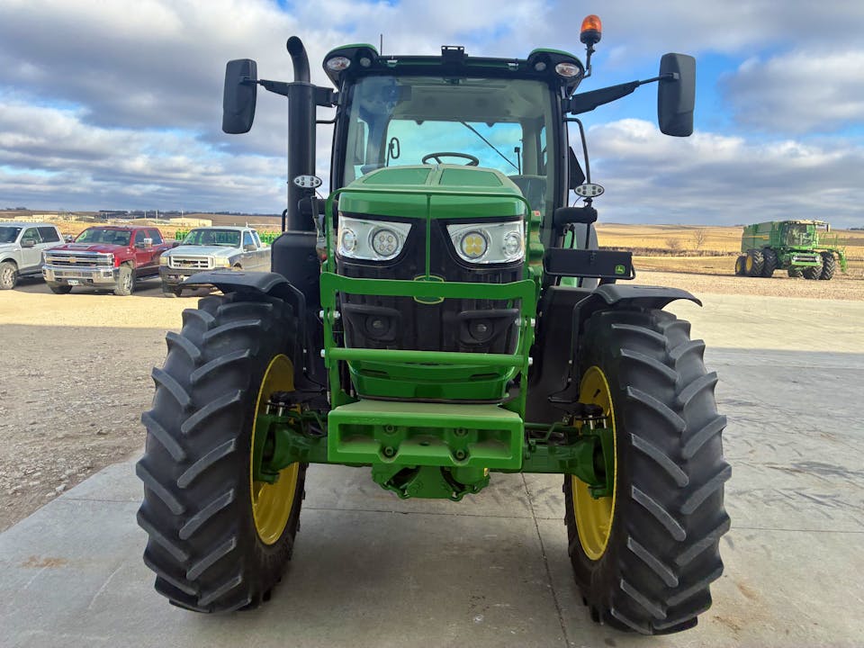 John Deere 6R 155