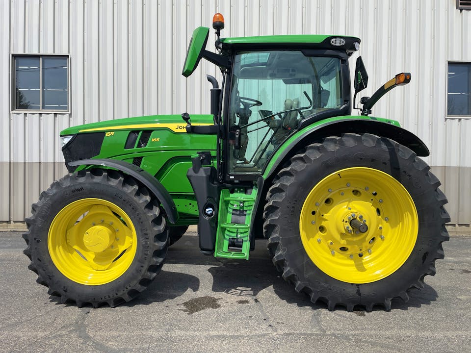 John Deere 6R 165