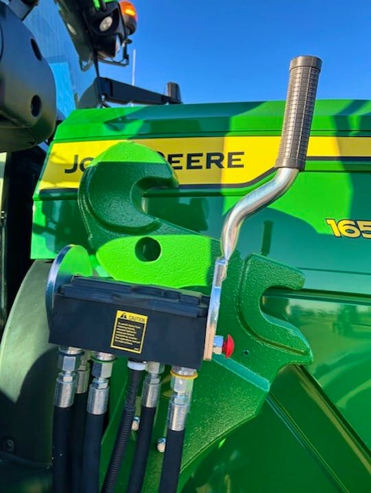 John Deere 6R 165