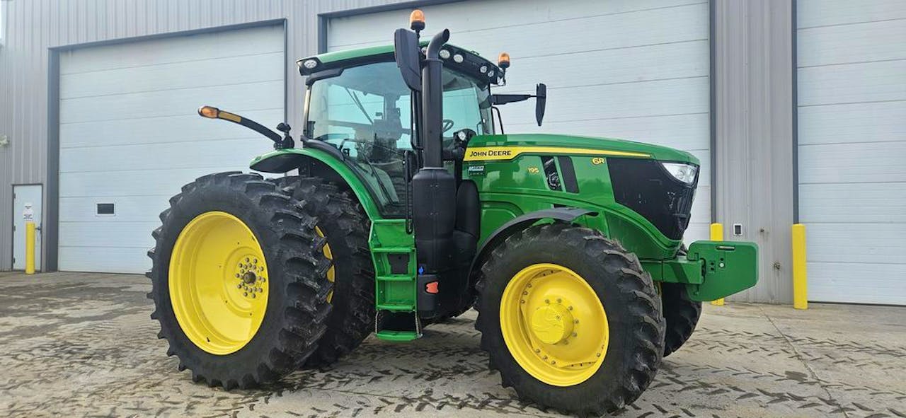 John Deere 6R 195