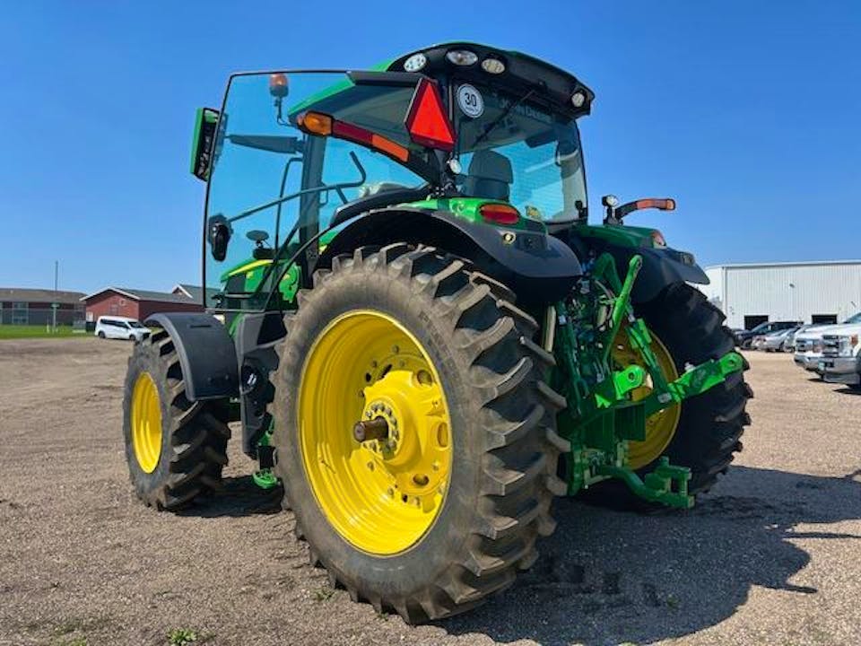John Deere 6R 195
