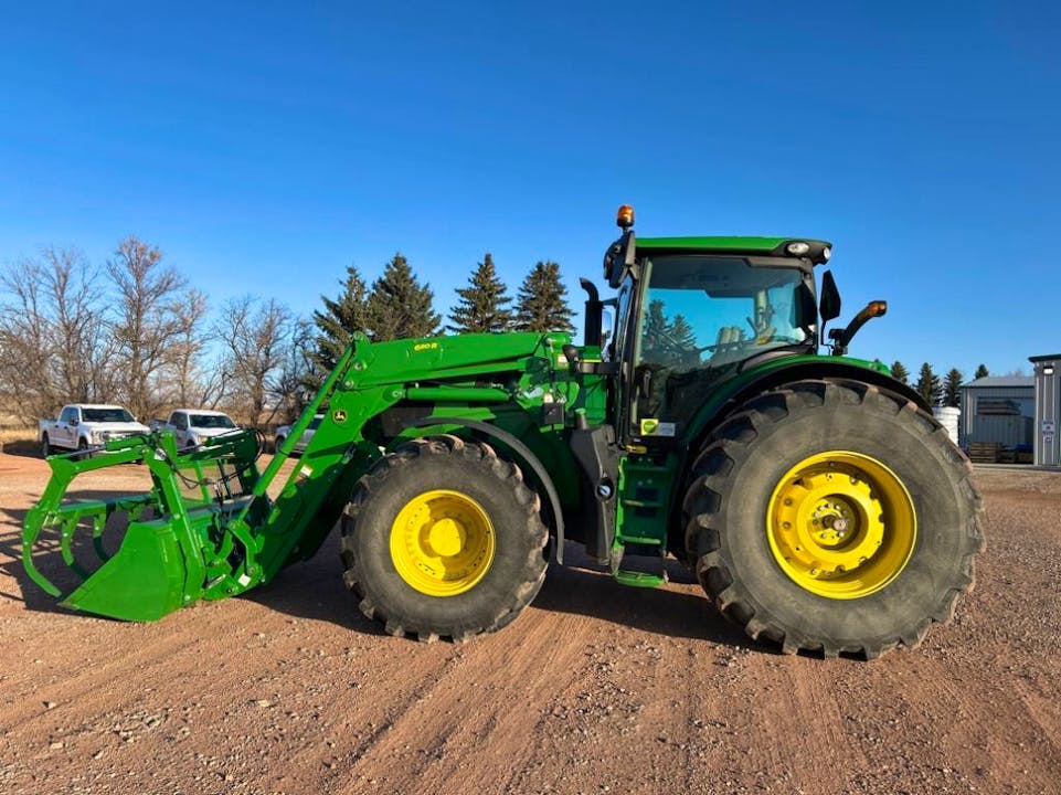 John Deere 6R 195