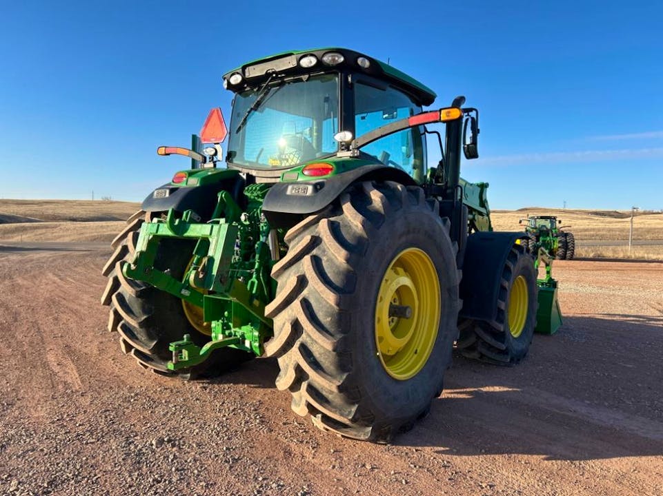 John Deere 6R 195