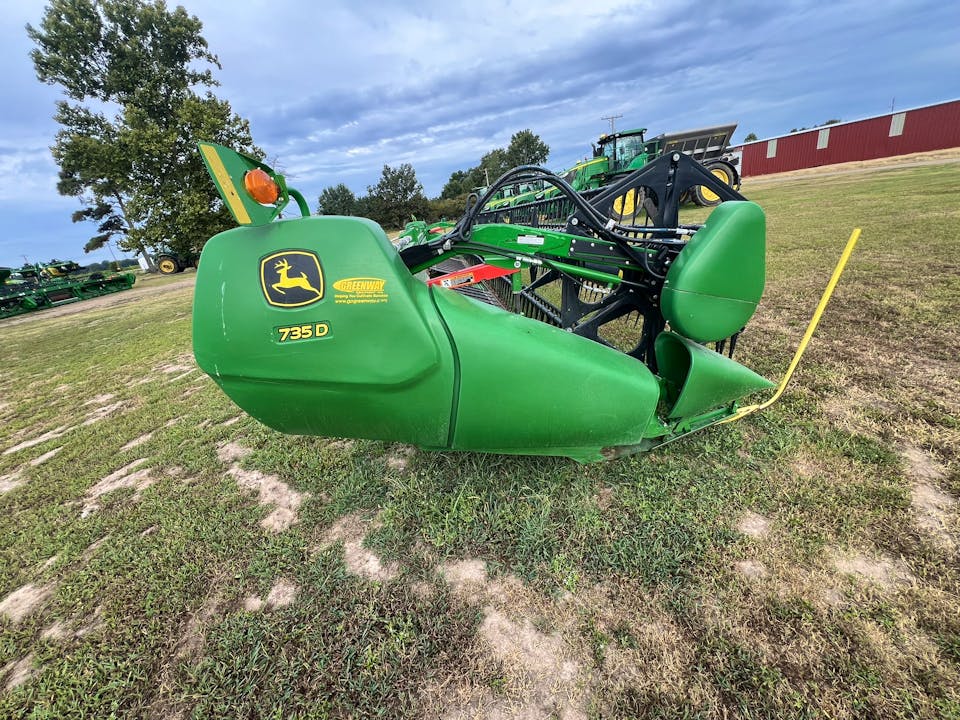 John Deere 735D