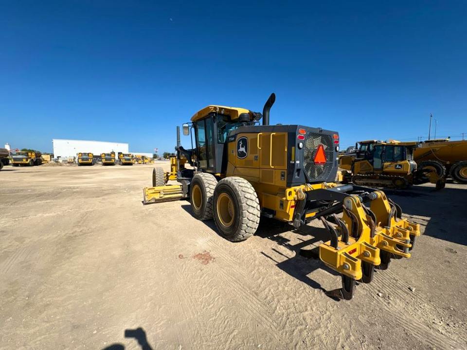 John Deere 772G