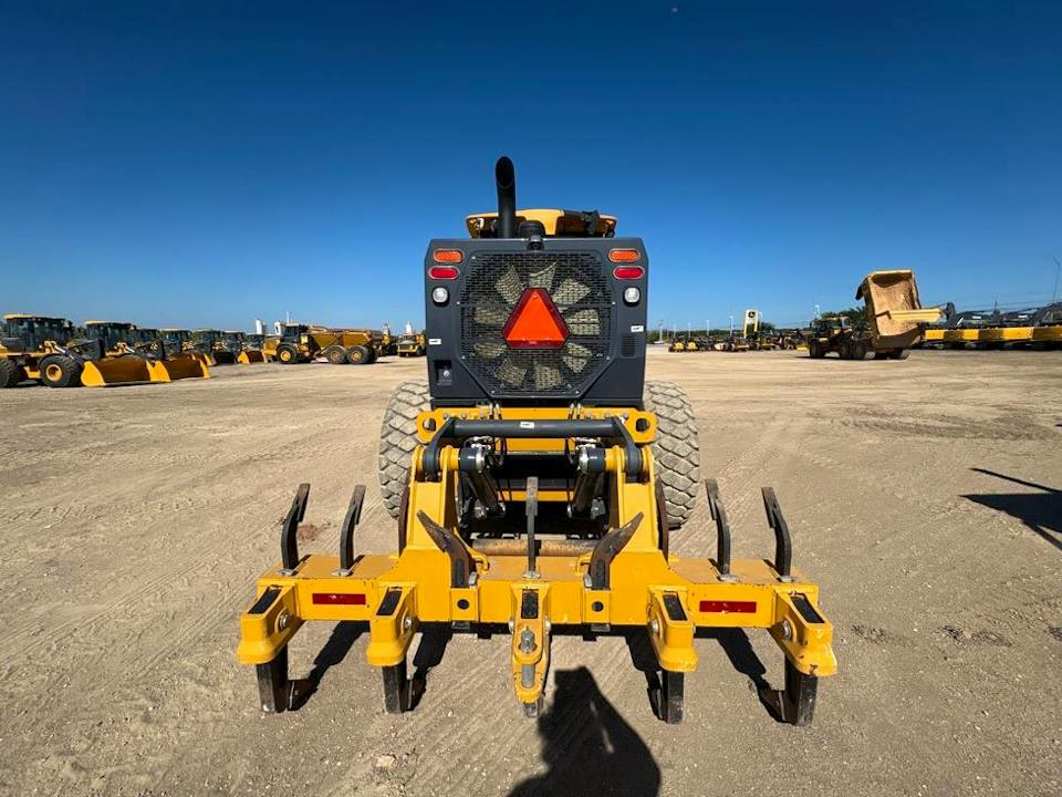 John Deere 772G
