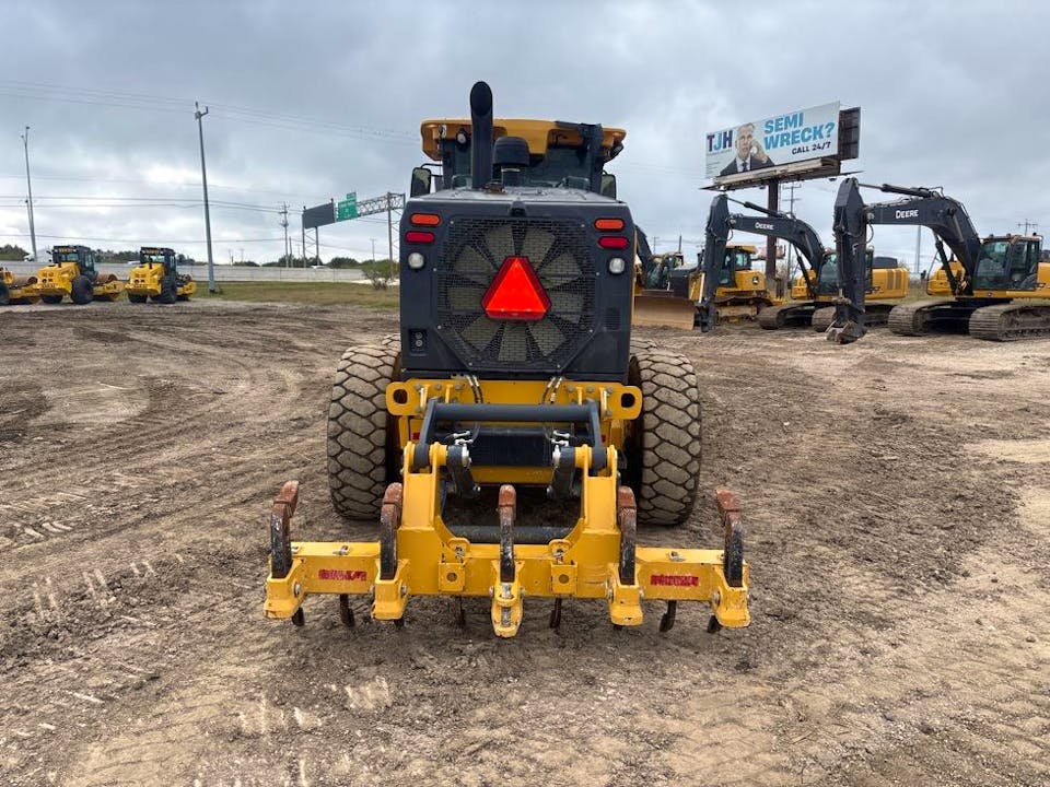 John Deere 772G