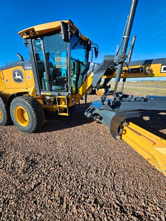 John Deere 772G