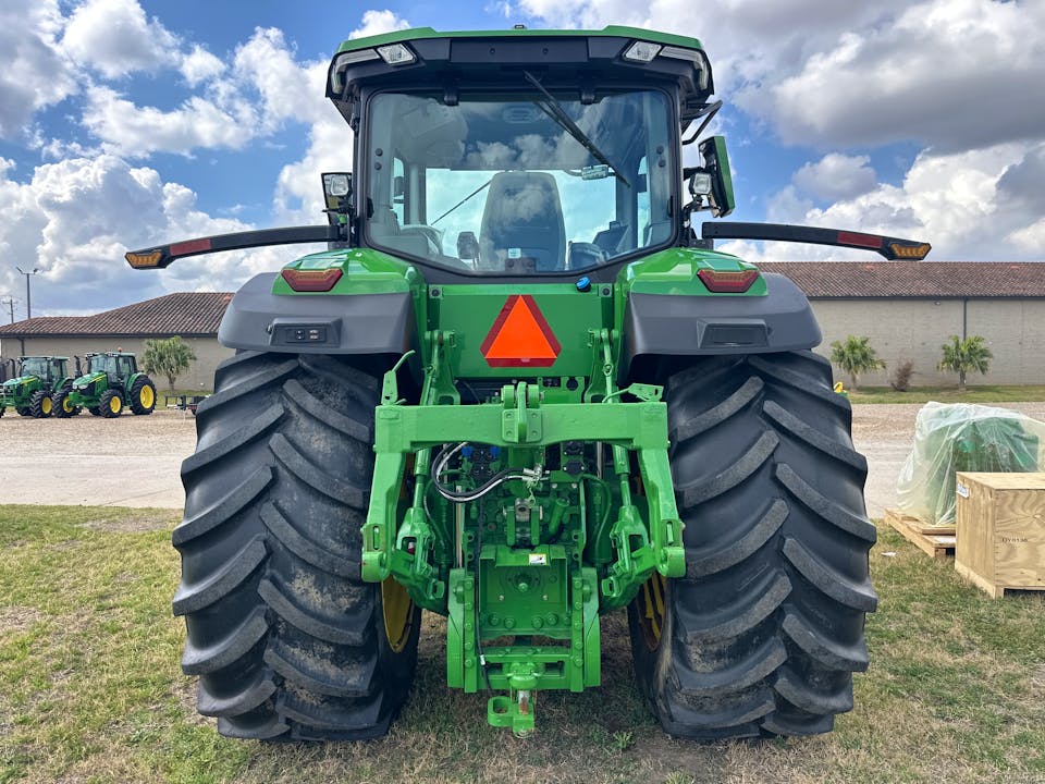 John Deere 7R 230