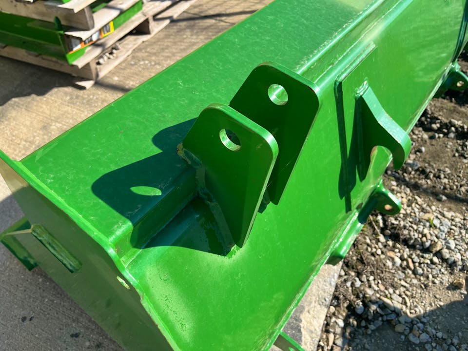 John Deere 84” GRAPPLE READY BUCKET