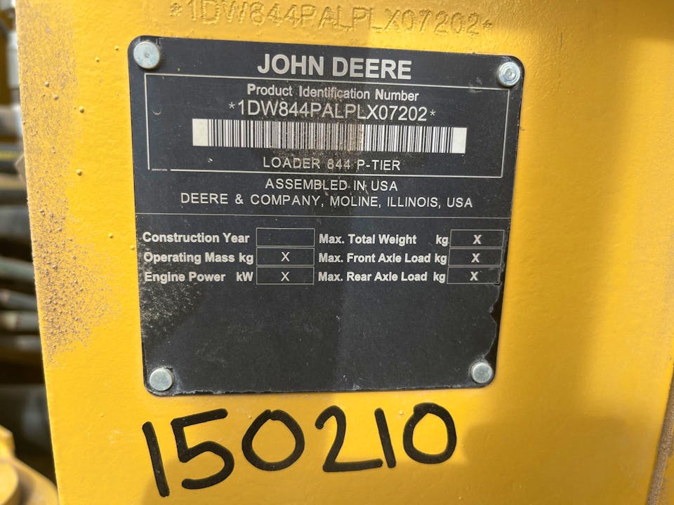 John Deere 844 P