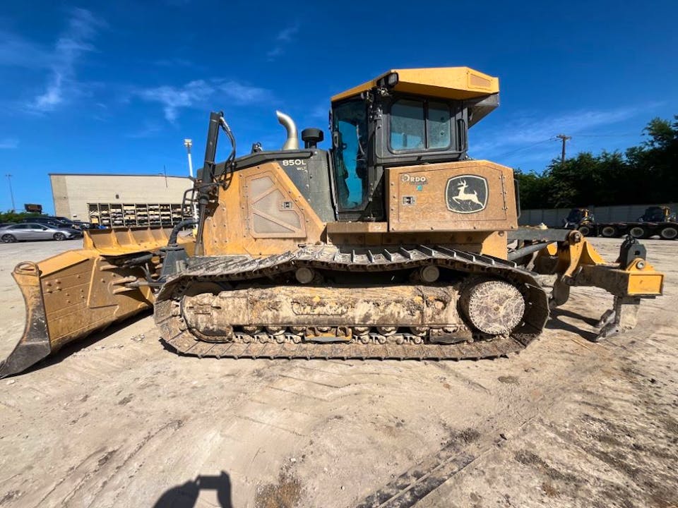John Deere 850L