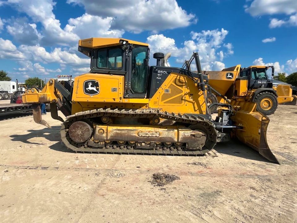 John Deere 850L