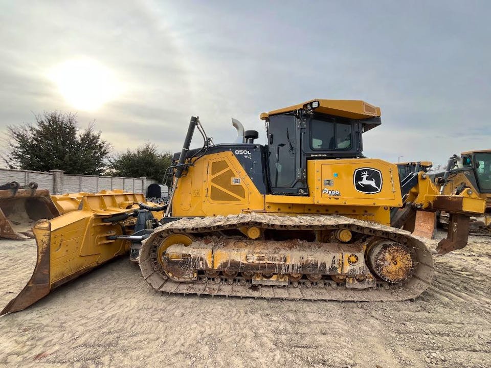 John Deere 850L