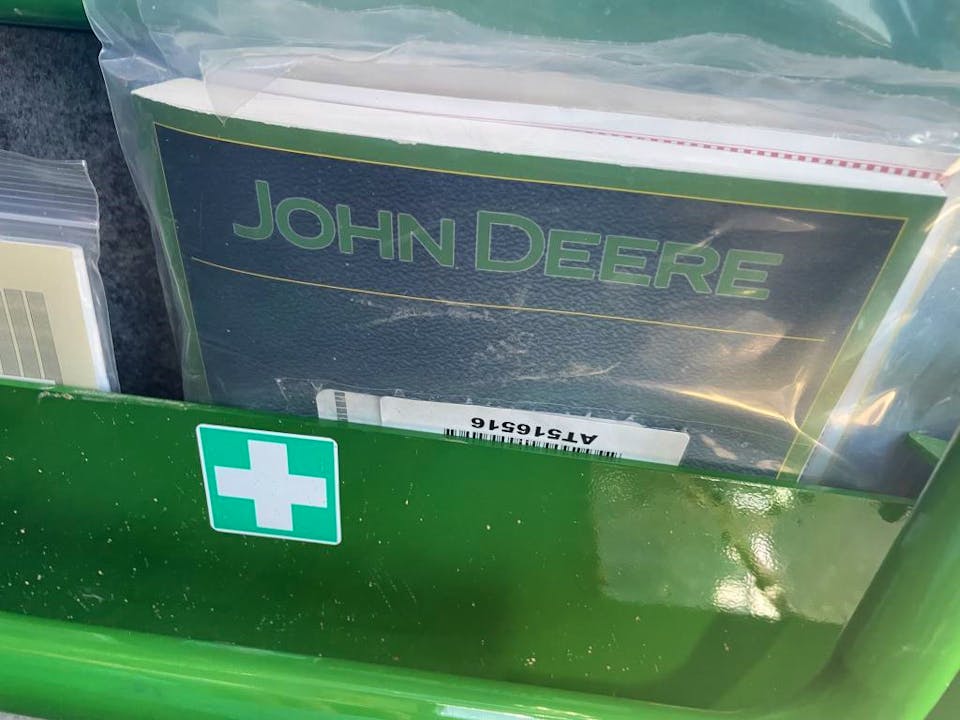 John Deere 859M