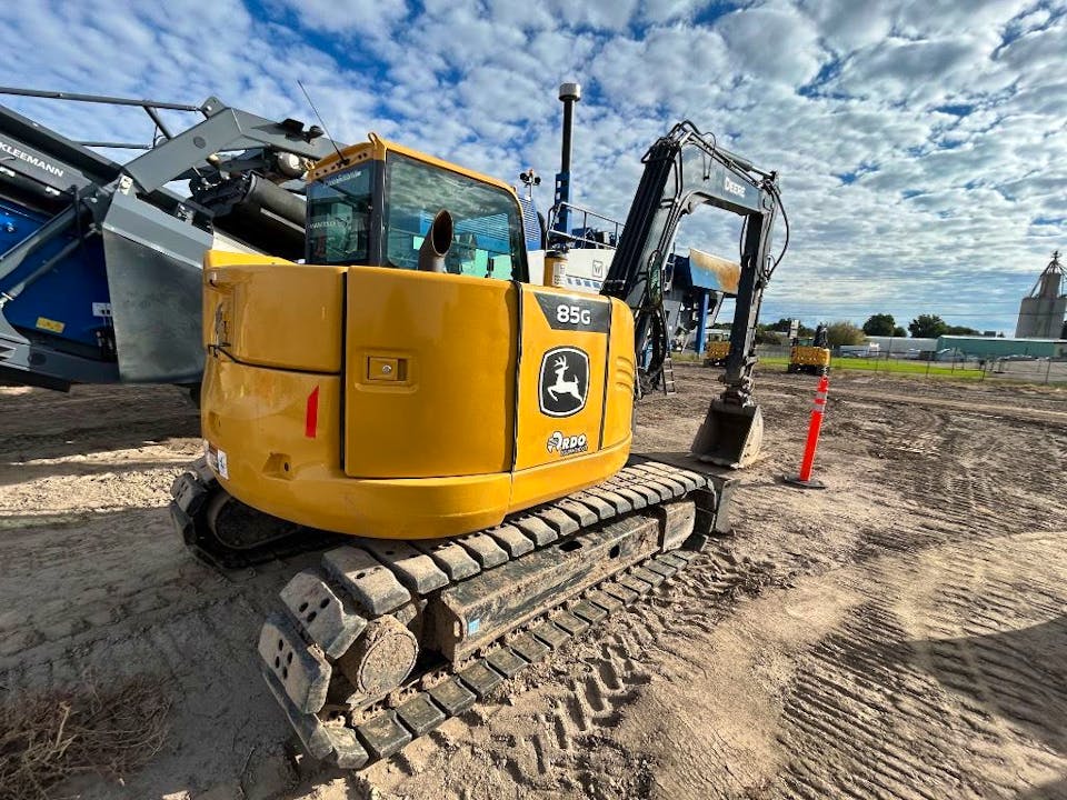 John Deere 85G