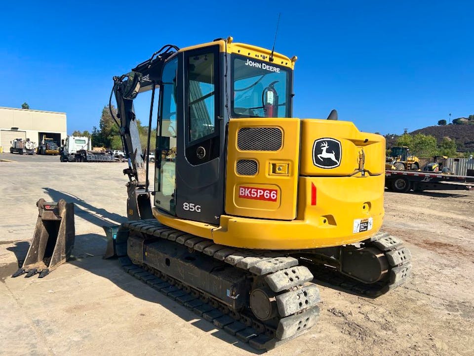 John Deere 85G