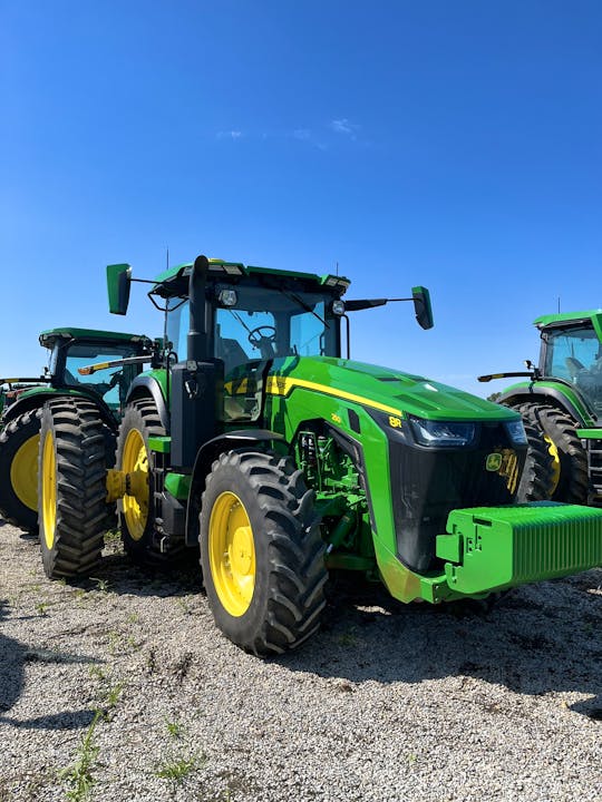 John Deere 8R 250