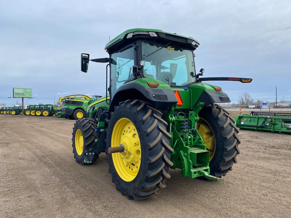John Deere 8R 250