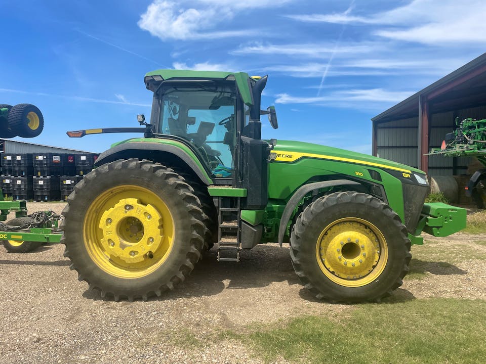 John Deere 8R 310