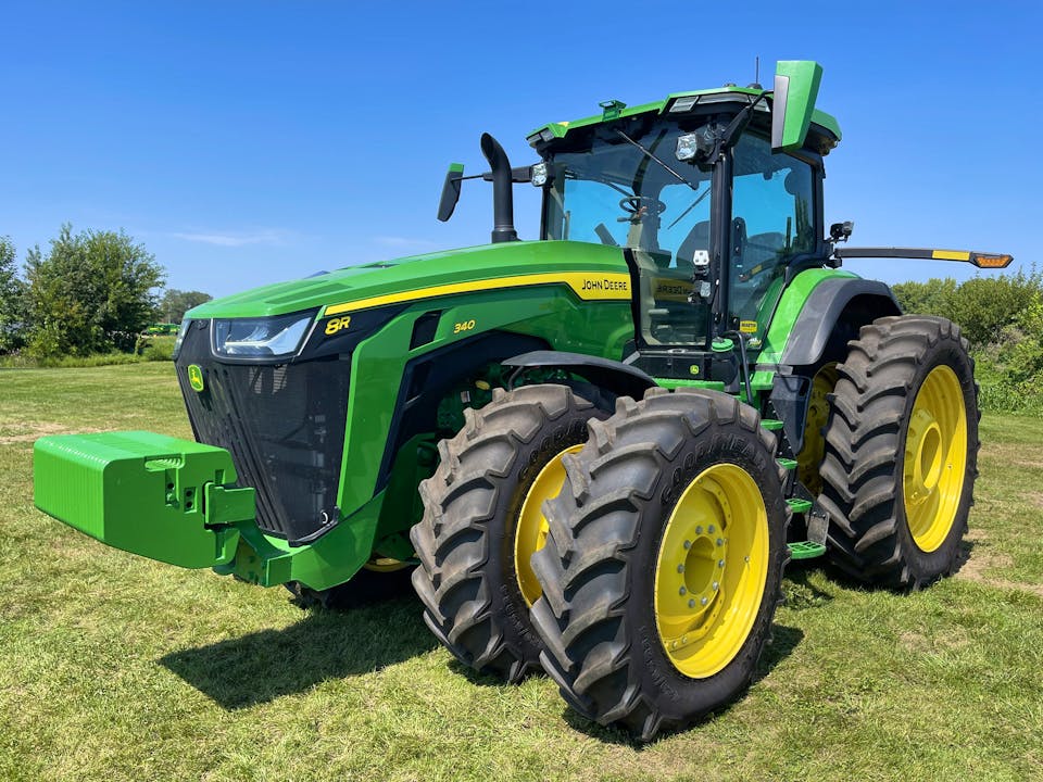 2023-john-deere-8r-340-790886