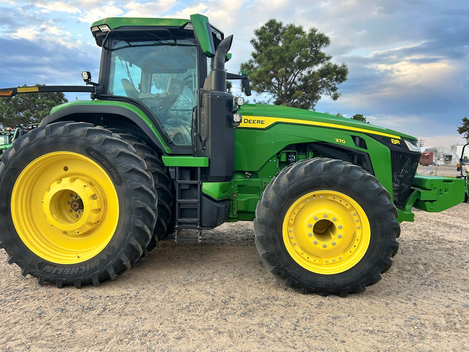 John Deere 8R 370