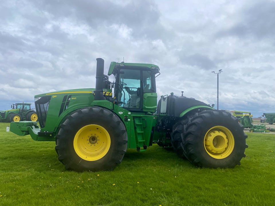 John Deere 9R 640