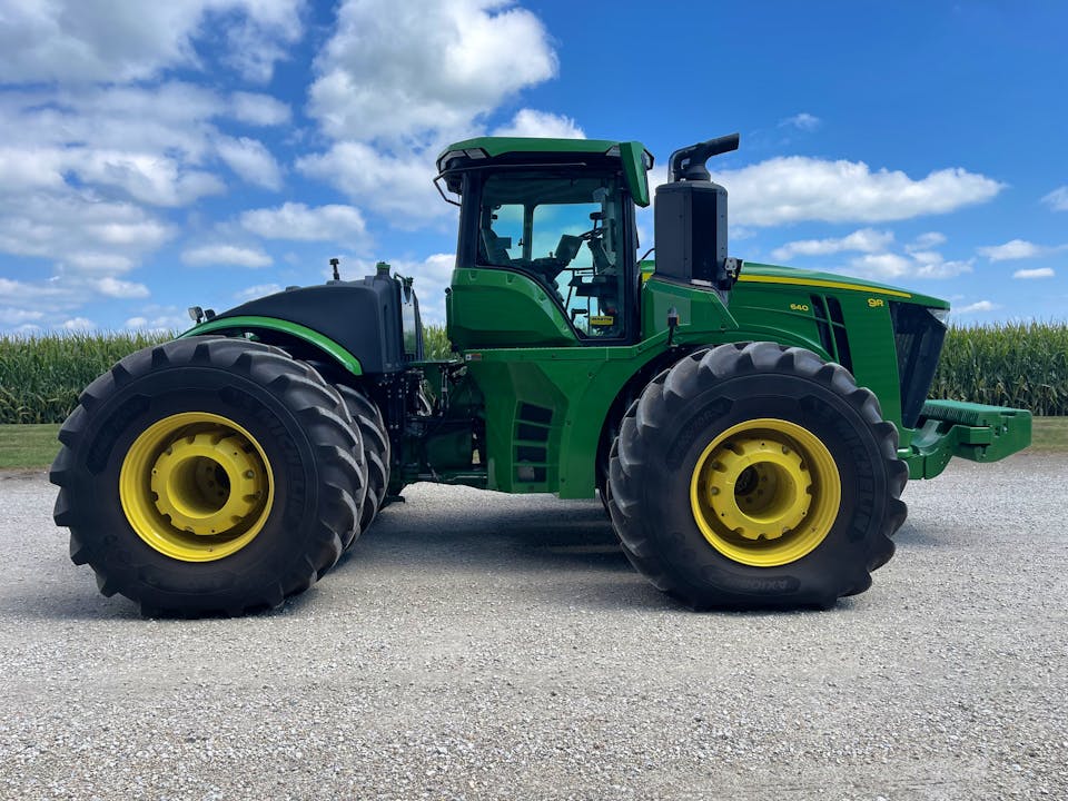 John Deere 9R 640
