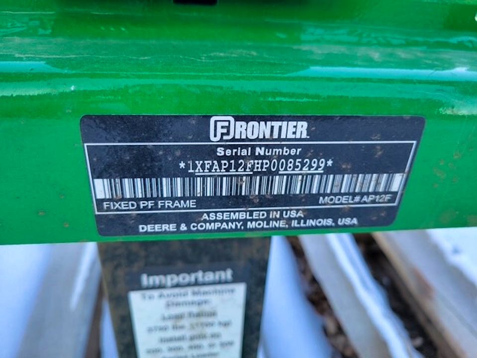 John Deere AP12F Pallet Forks